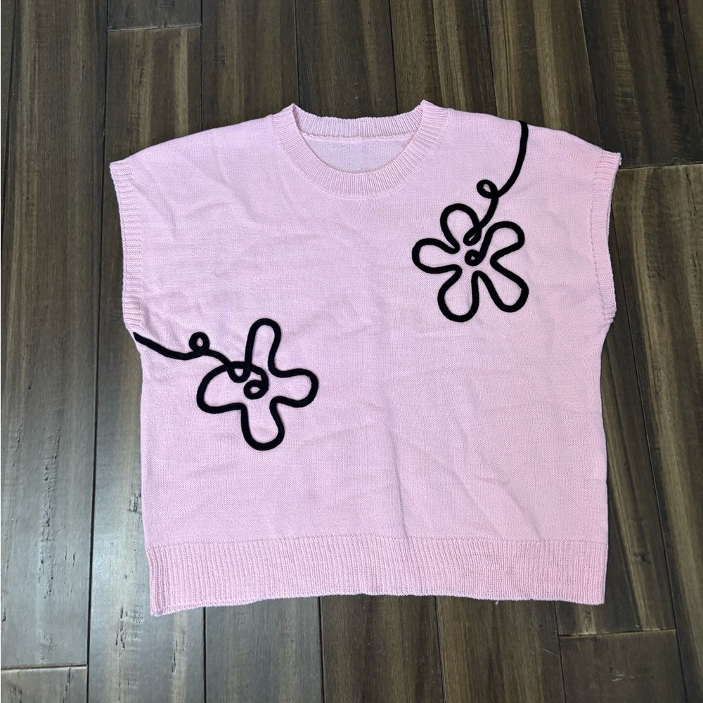 Sz L Pink Floral Knit Sweater Sleeveless Barbie Dopamine Colorful Statement Fun
